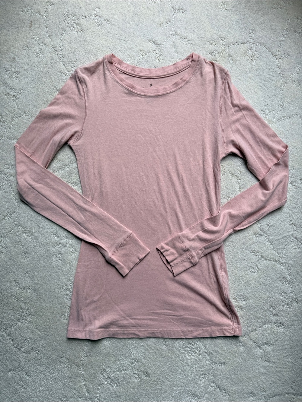 Junior’s Medium Long Sleeve Crewneck Shirt- Blush Pink, Used